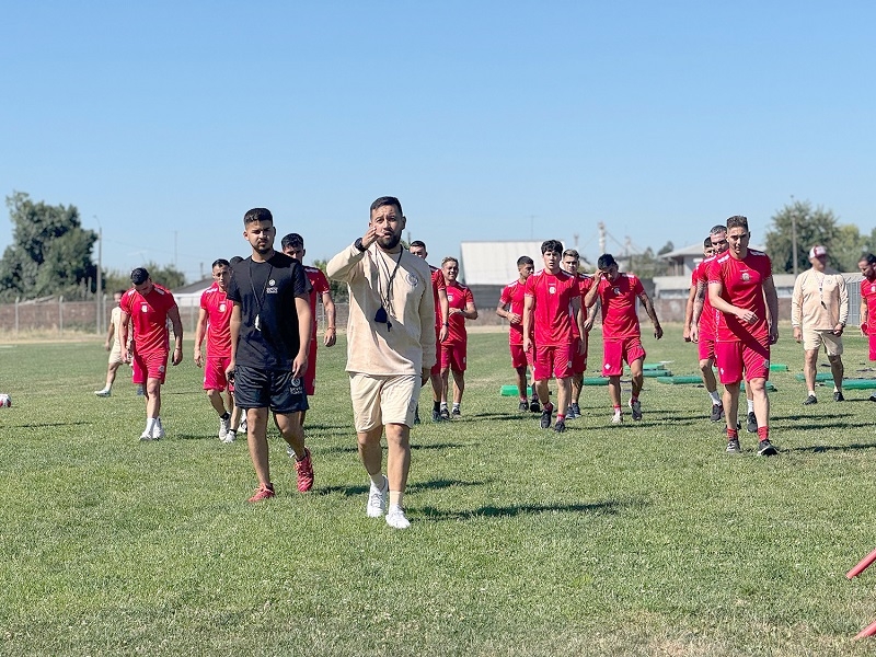 Eduardo Lobos: “Tenemos una gran expectativa con el plantel que estamos formando”