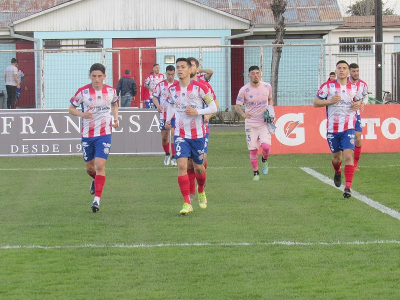 Deportes Linares definió equipo que enfrentará esta tarde a Municipal Santiago 