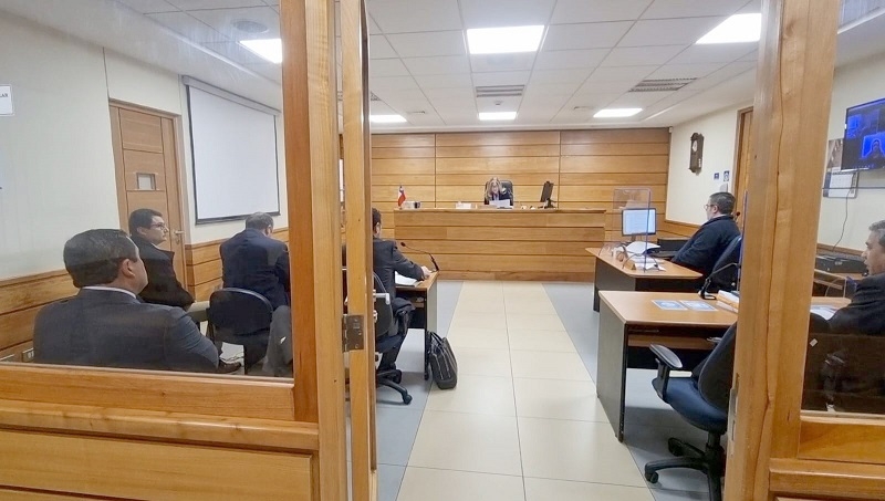 Caso Fraude al Fisco: Tribunal de Garantía revoca arresto domiciliario nocturno para Alcalde de Linares Mario Meza