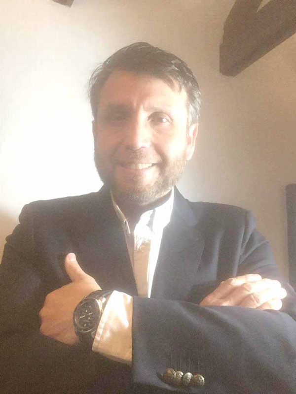 Como gestionar el cambio? Piense distinto, pero hágalo, manejando la incertidumbre y la resistencia.