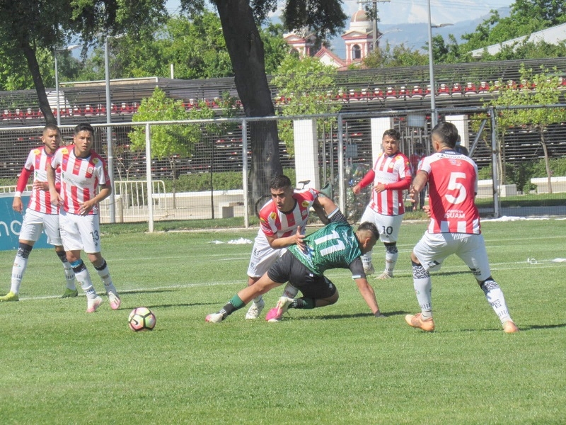 Albirrojos se quedarían sin participar en Copa Chile y torneo de Tercera División por deudas impagas al empresario Mauro Suiz 