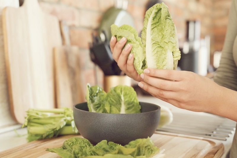 Lluvias y heladas provocan importante alza en el precio de la lechuga