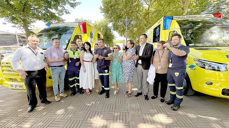Gobierno Regional entregó 3 ambulancias avanzadas al Servicio de Salud Maule
