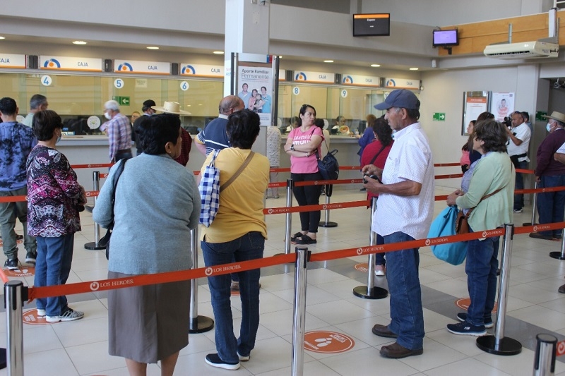 Más de 85 mil personas pensionadas reciben Aguinaldo en la Región del Maule