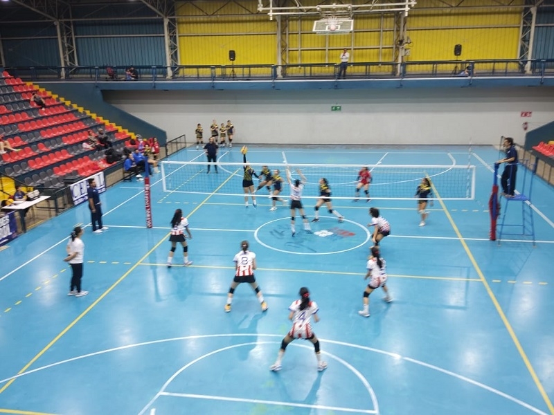 Brillante  Inauguración del Campeonato Nacional Federado Damas Sub 15 en Linares 