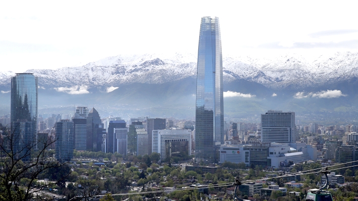 Chile se une a la tendencia global: La "nueva normalidad" frente a la alta rotación de gerentes generales