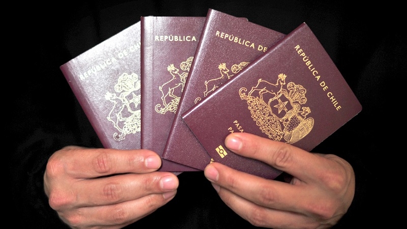 Pasaporte chileno figura dentro de los 50 más poderosos del mundo