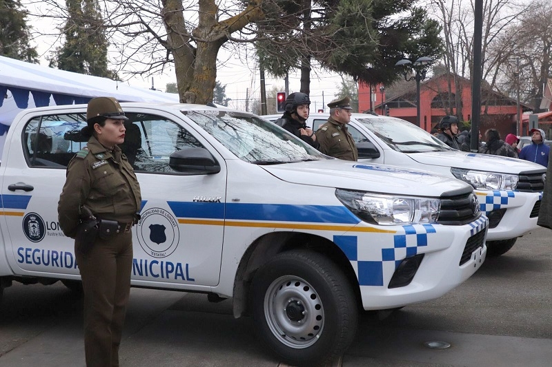 Municipalidad de Longaví inauguró Dirección de Seguridad Pública con 5 nuevas camionetas