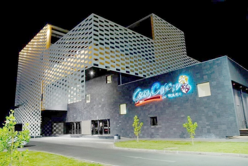 Cerca de 100 proveedores de la región se verán afectados con el cierre de casino de Talca y Hotel Casino