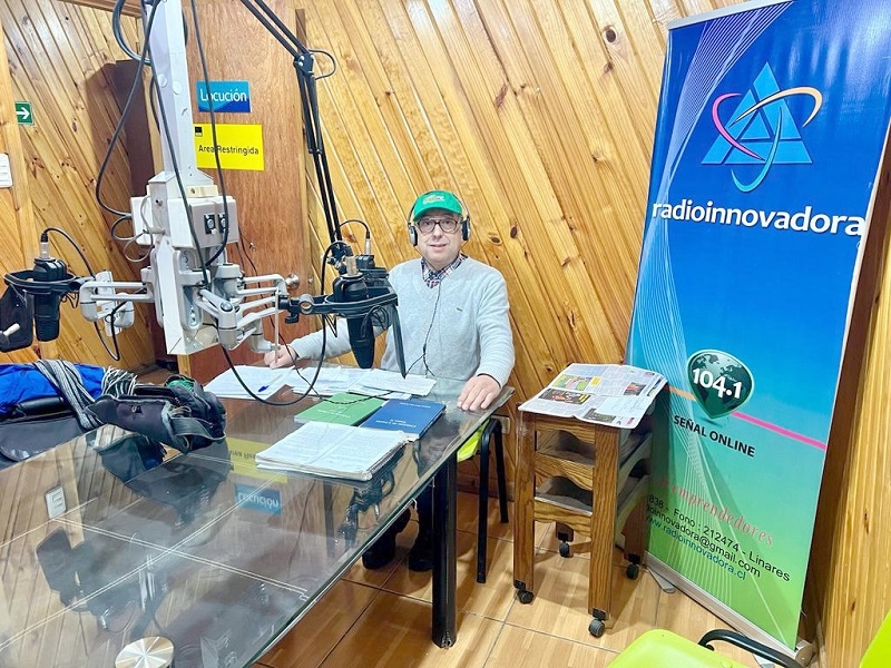 RADIO INNOVADORA.- 