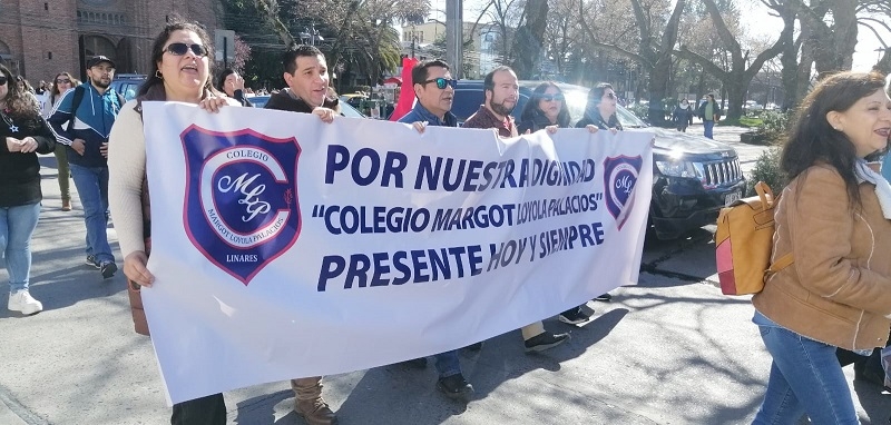Profesores de Linares también se suman al paro nacional docente de 48 horas