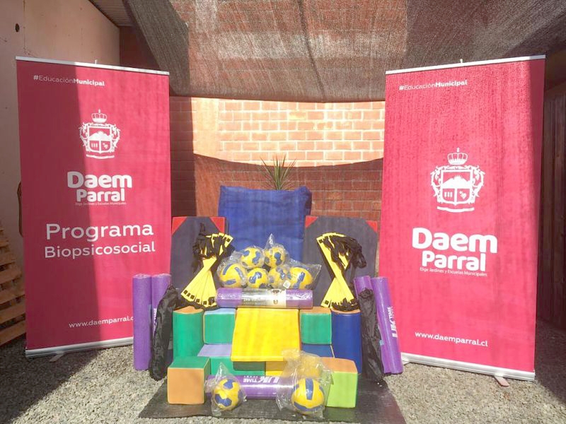 Implementos deportivos para microcentros y jardines de Parral