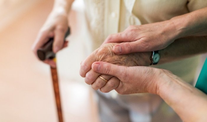 Senado: Comisión aprueba inembargabilidad de bienes de adultos mayores