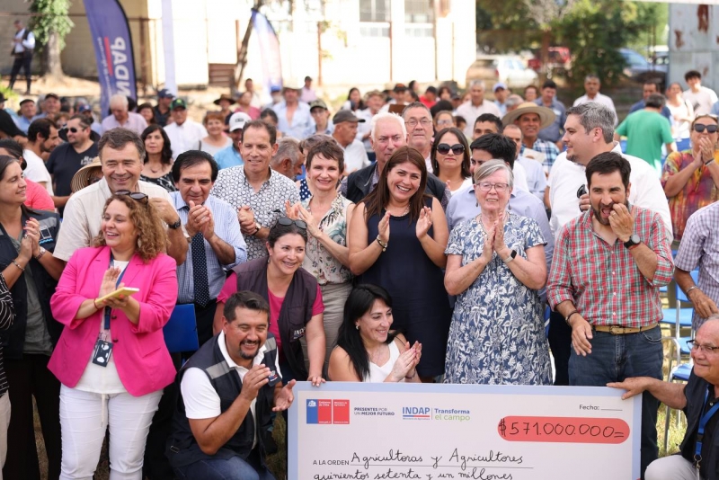 Minagri entregó bonos de reactivación productiva a más de 300 agricultores del Maule que fueron afectados por lluvias 