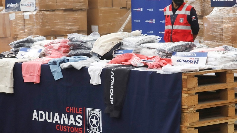 Wrangler se sumó a las marcas que querellan a La Polar por presunta falsificación de productos