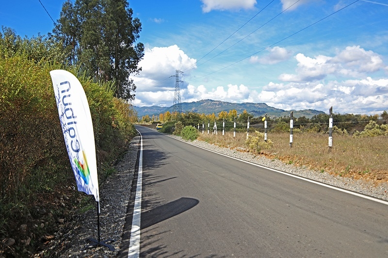 Vecinos de Colbún inauguran camino que les permitirá mayor conectividad hacia Linares 