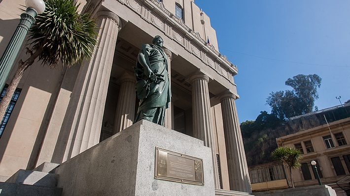 Corte de Apelaciones de Valparaíso confirma presidio perpetuo contra acusado de secuestrar y violar a mujer en Rapa Nui