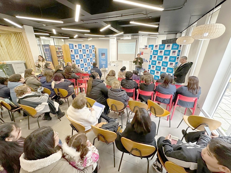 SENAMA reanuda programa Voluntariado País de Mayores: “Asesores Seniors” apoyan aprendizaje de niños y niñas vulnerables del Maule