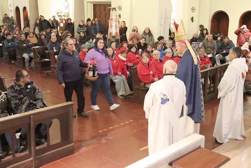 Peregrinación Jubilar del Decanato de Cauquenes hacia Linares 