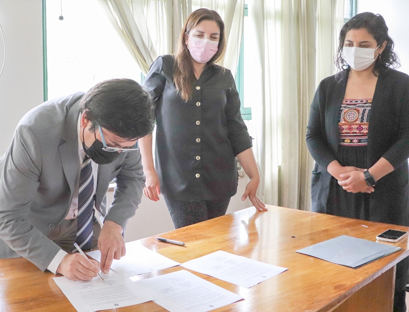 UTalca firma nuevos convenios con cuatro    establecimientos de enseñanza media  