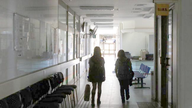 Aporte privado y telemedicina: Los consejos del comité asesor para resolver listas de espera