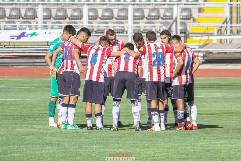 A la espera del certificado:  Deportes Linares todavía no confirma participación en Tercera División 
