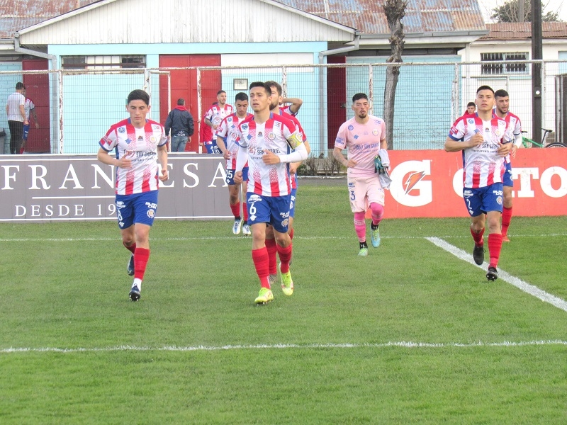 Esta tarde desde las 19:30 horas: Deportes Linares juega otra final para mantener viva la ilusión del ascenso 