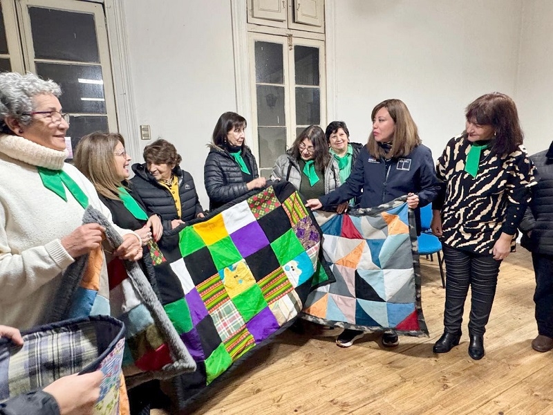 Seremi del Medio Ambiente realiza charla informativa por incorporación de producto prioritario textil en normativa de reciclaje