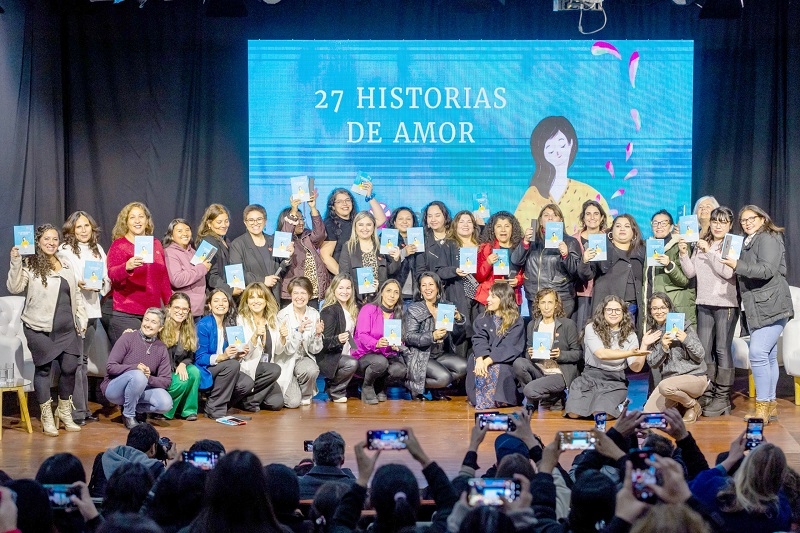 “27 Historias de Amor”: mamás de Teletón Maule publican libro de cartas que visibiliza el rol de las personas cuidadoras