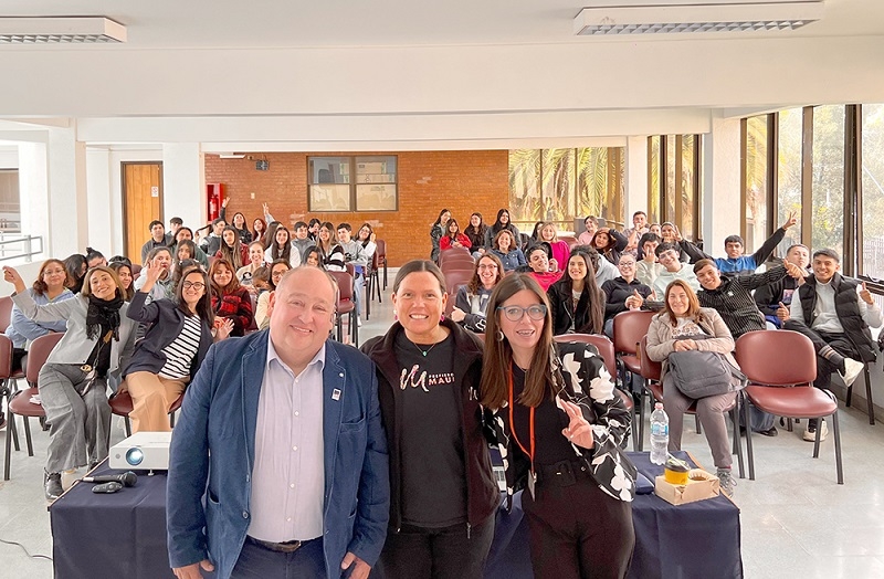 Resaltan taller de prevención de la conducta suicida en jóvenes 