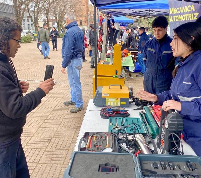 Instituto Politécnico de Linares con destacada participación en Feria Técnico profesional