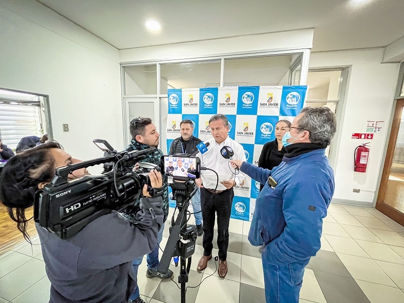   Alcalde de San Javier recomienda aislamiento  preventivo a alumnos de educación pre básica