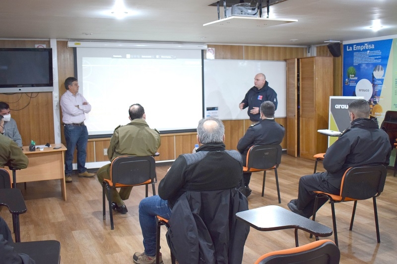 Autoridades de emergencia valoran plan “antitsunami” de Planta Celulosa Constitución 