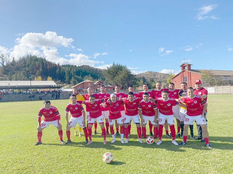 Equipos linarenses se juegan sus cartas esta tarde en Copa de 35 años 