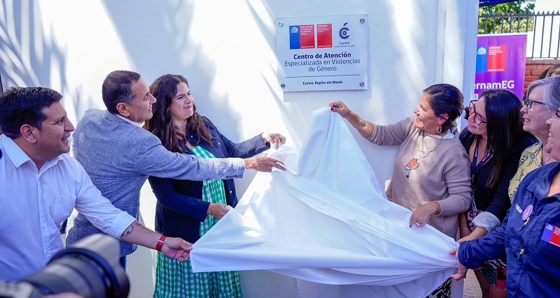 Gobierno inaugura el primer centro para atender a mujeres que viven violencia en la región del Maule