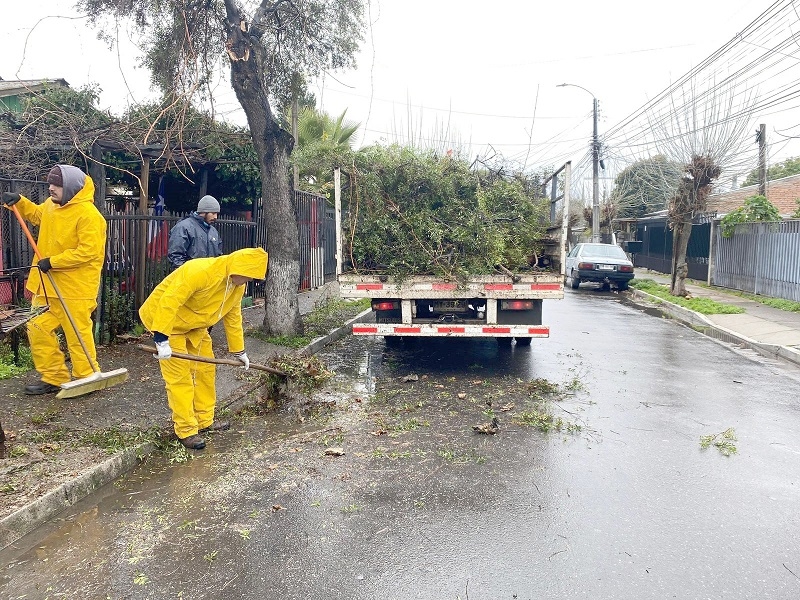Linares: balance de primera jornada de frente de lluvias en la comuna