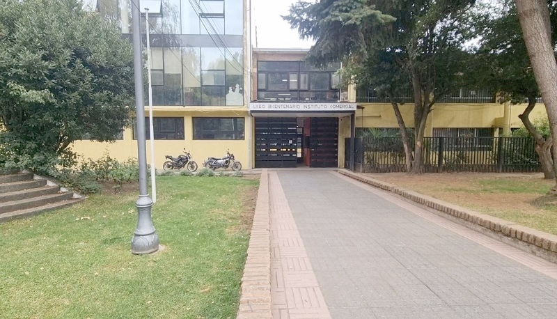 Linares Gremios de los 4 Liceos Municipalizados iniciaron paro indefinido
