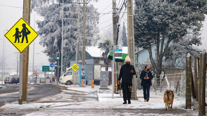 Onemi informa más de 1.700 personas aisladas por sistema frontal en La Araucanía y mantiene Alerta Amarilla por nevadas