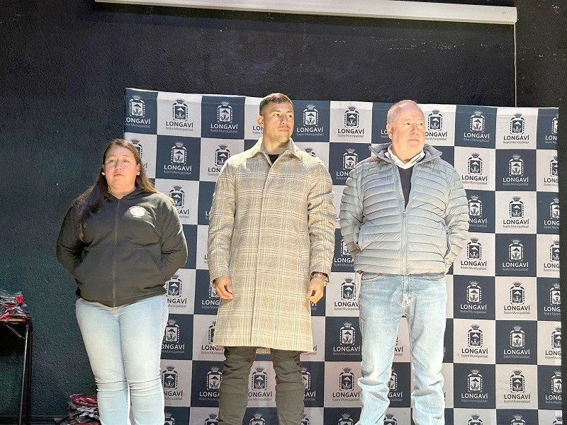 Municipalidad de Longaví entregó terreno a Escuela de Fútbol “Iván Morales”