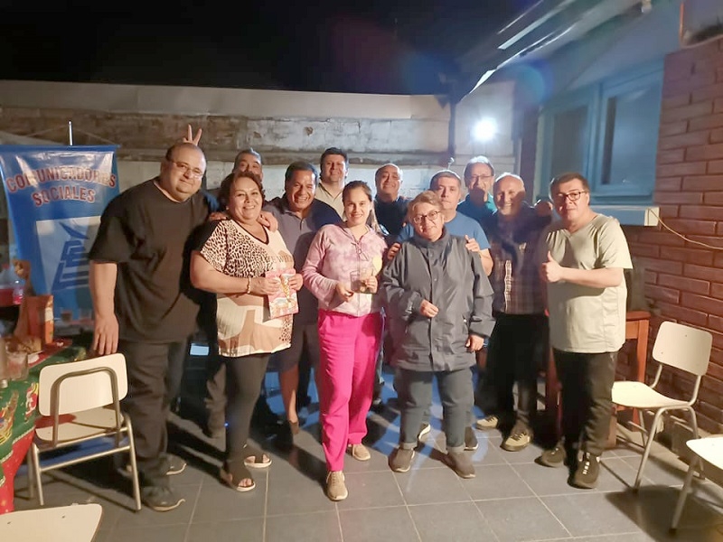 COMUNICADORES DE LINARES.- 
