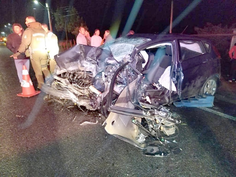 Pelluhue: Un fallecido en colisión de vehículos en Cruce Quinta