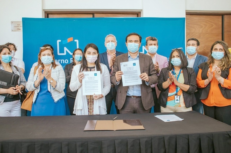 Gobernadores de Ñuble y Maule solicitan suspensión del inicio de los servicios locales de educación