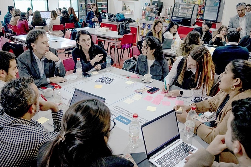 Emprendimiento e innovación en universidades: claves del encuentro MetaRed X de Universia
