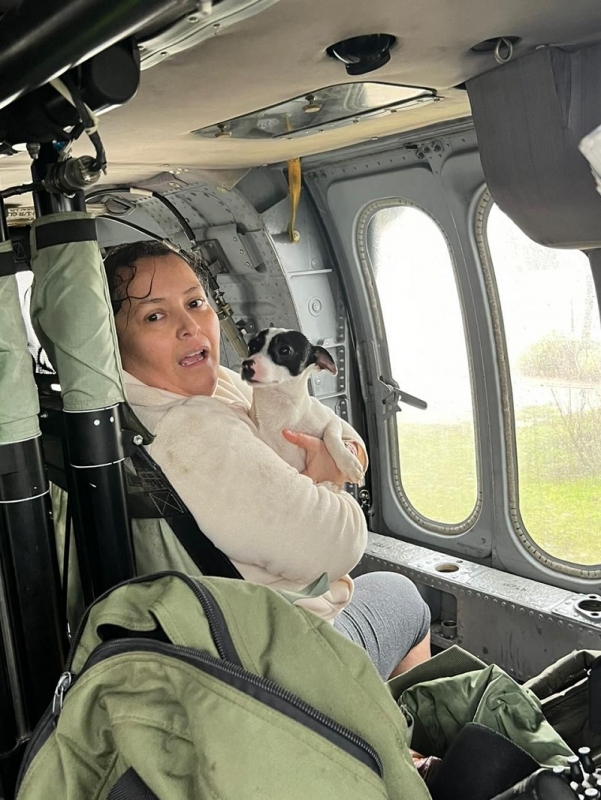 Linares: operativos de rescate de personas incluyeron a sus mascotas