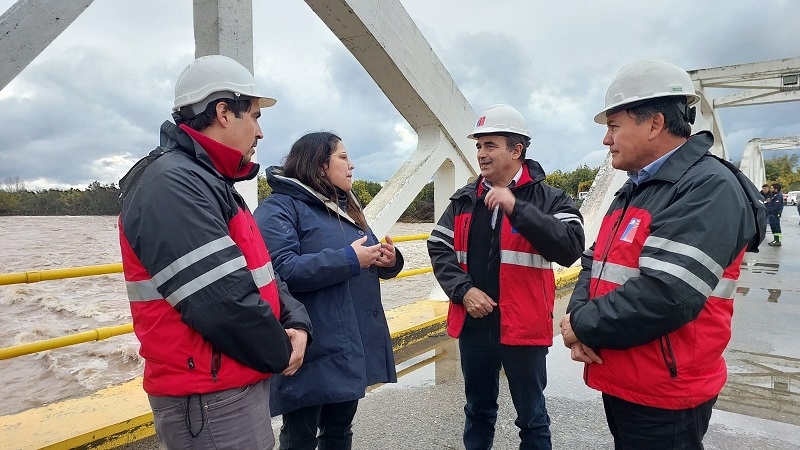 MOP inició trabajos para reponer conectividad en Puente Tres Arcos de Linares