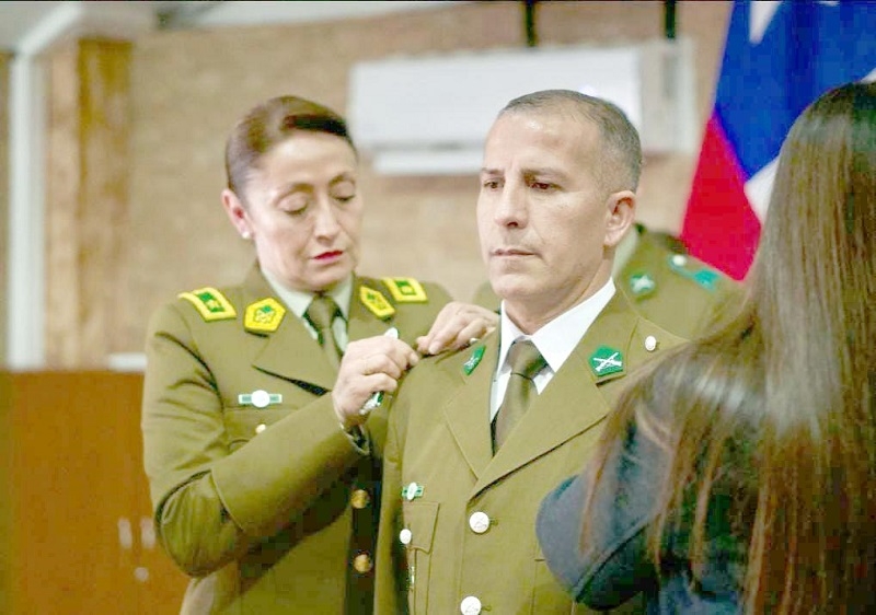 Carabineros del Maule realizó ceremonia de ascensos de Suboficiales Mayores