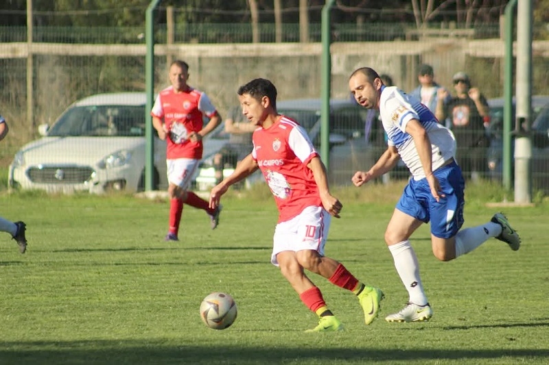 Este sábado: Oscar Bonilla tendrá que jugarse su opción en la comuna histórica 