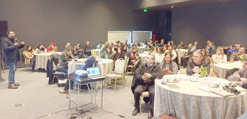 SLEP Los Álamos participa en seminario regional sobre avance de la nueva educación pública