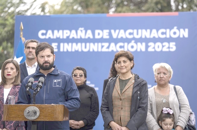 Encuesta CADEM: 27% aprueba y 69% desaprueba la gestión del Presidente Gabriel Boric