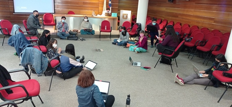 Convencionales constituyentes se reunieron  en Campus Santiago de la UTalca   